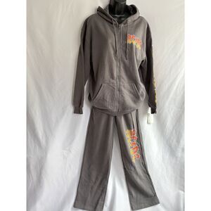 Kohl's NWT Pavement Gray Two Piece Fleece Sweatsuit Size S/M AC DC Band Y2K